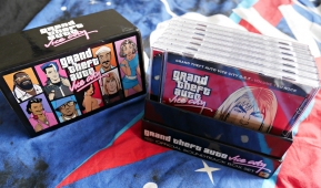  Various ‎– Grand Theft Auto Vice City Official Soundtrack Box Set www.blackvinylbazar.cz